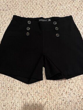 One 5 One Black Dress Shorts Size M